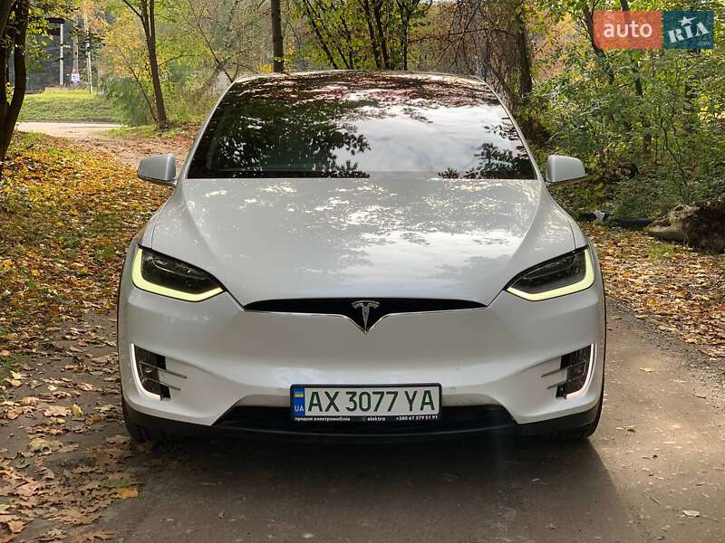 Позашляховик / Кросовер Tesla Model X 2019 в Львові фото 2 Позашляховик / Кросовер Tesla Model X 2019 в Львові