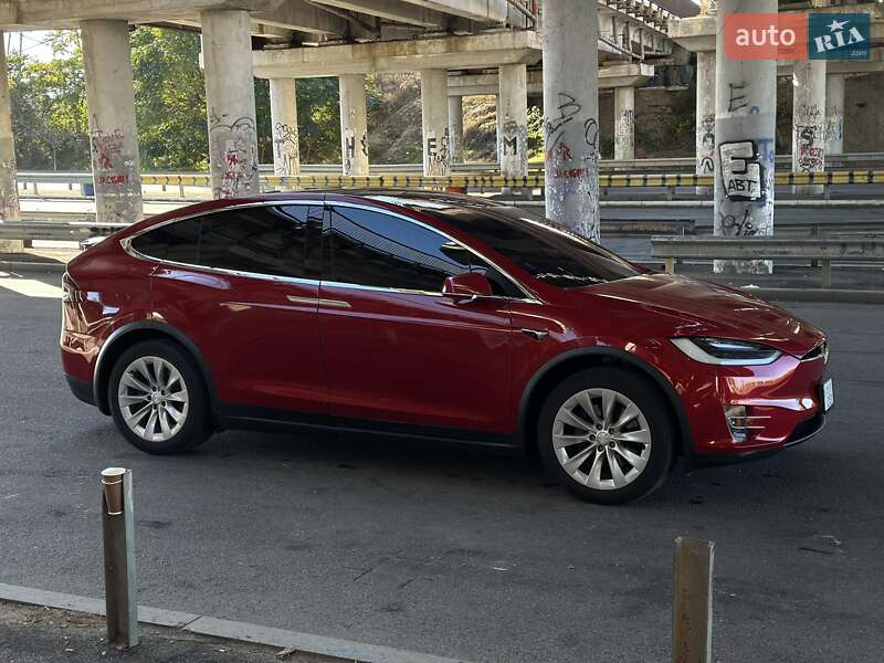 Внедорожник / Кроссовер Tesla Model X 2018 в Одессе фото 5 Внедорожник / Кроссовер Tesla Model X 2018 в Одессе