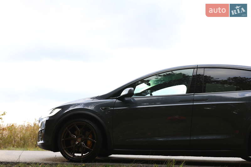 Внедорожник / Кроссовер Tesla Model X 2016 в Ивано-Франковске фото 6 Внедорожник / Кроссовер Tesla Model X 2016 в Ивано-Франковске