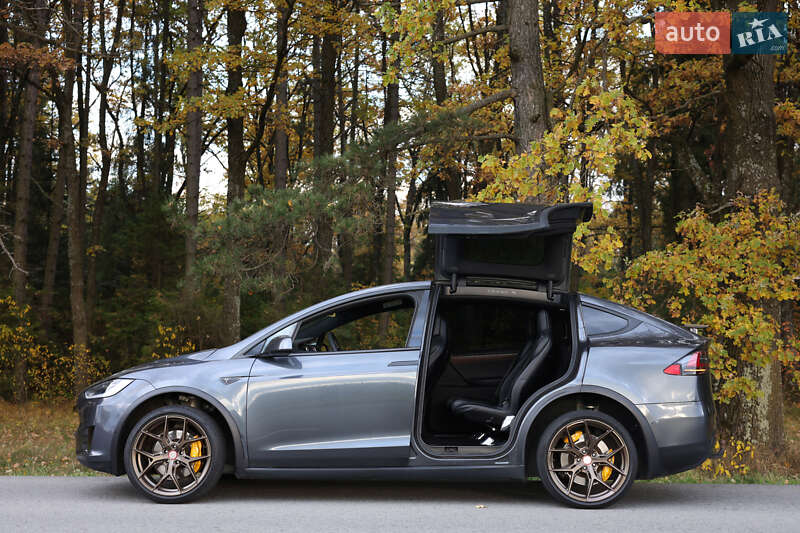 Внедорожник / Кроссовер Tesla Model X 2016 в Ивано-Франковске фото 10 Внедорожник / Кроссовер Tesla Model X 2016 в Ивано-Франковске
