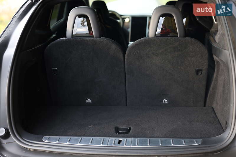 Внедорожник / Кроссовер Tesla Model X 2016 в Ивано-Франковске фото 29 Внедорожник / Кроссовер Tesla Model X 2016 в Ивано-Франковске