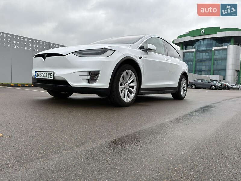 Позашляховик / Кросовер Tesla Model X 2020 в Києві фото 15 Позашляховик / Кросовер Tesla Model X 2020 в Києві