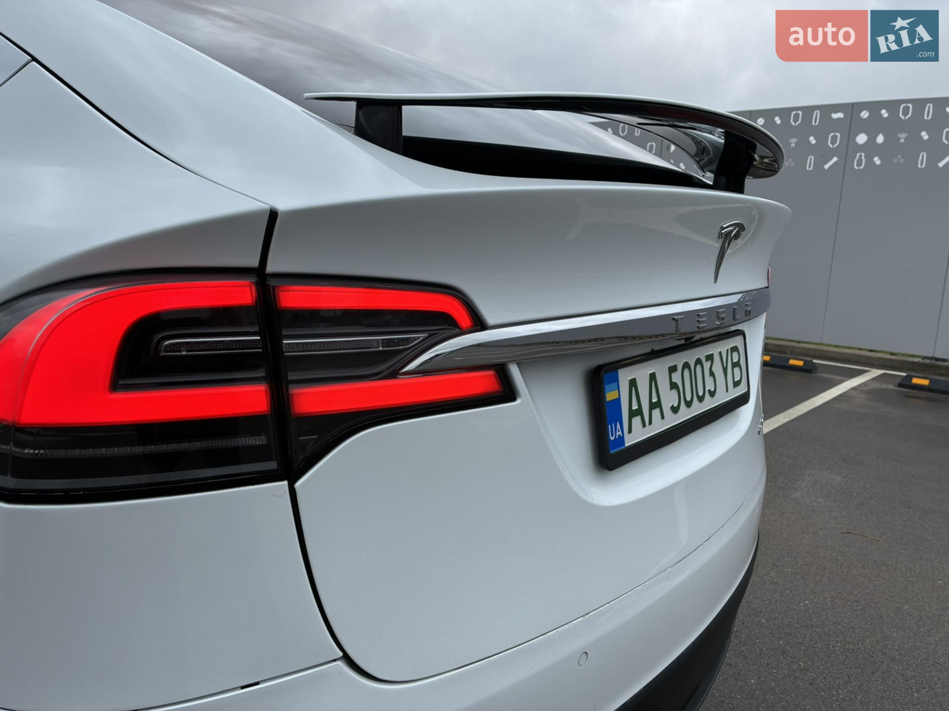 2020 Tesla Model X - мініатюра 24