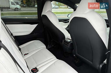 Внедорожник / Кроссовер Tesla Model X 2020 в Киеве