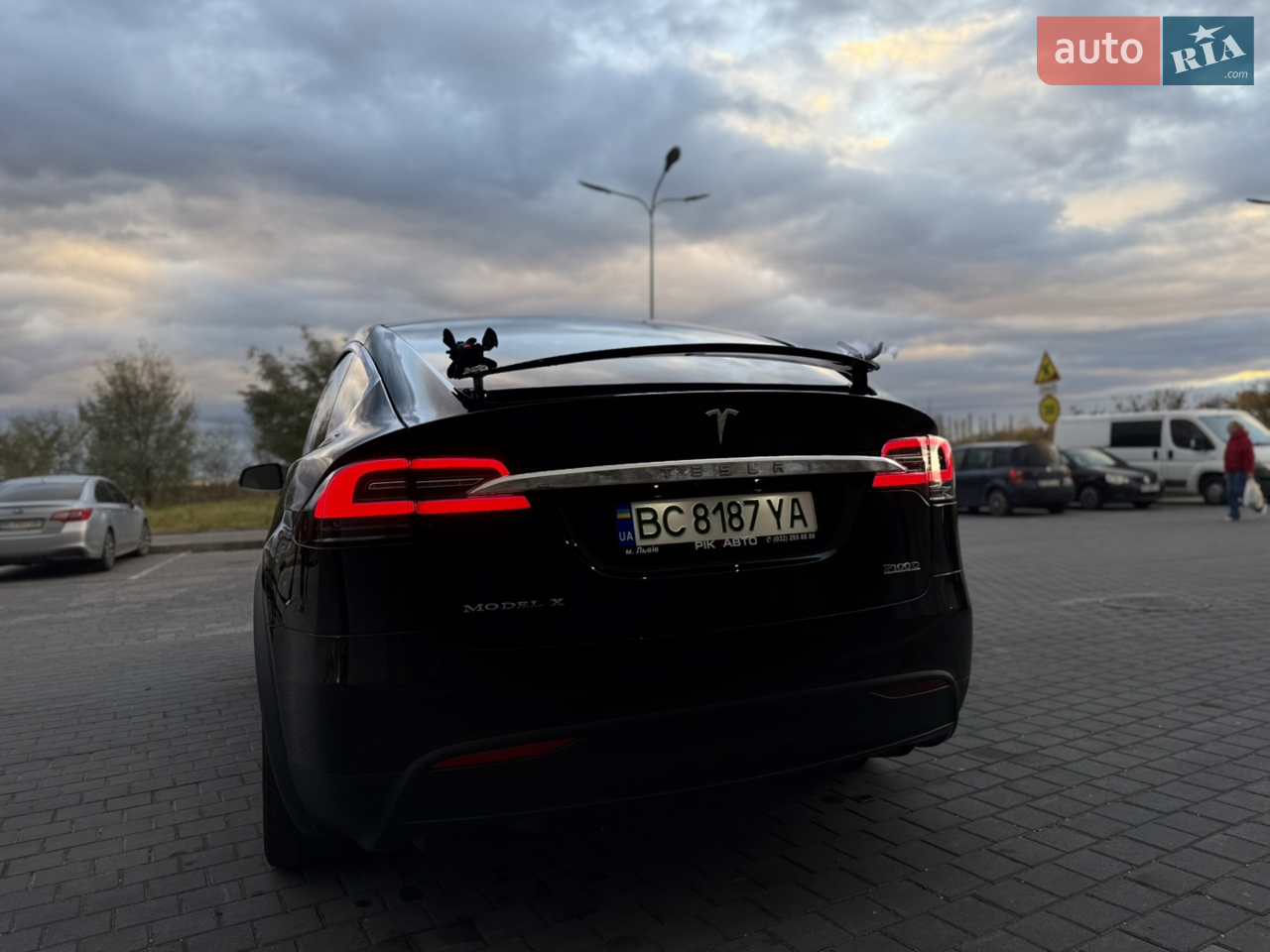 2016 Tesla Model X - мініатюра 12