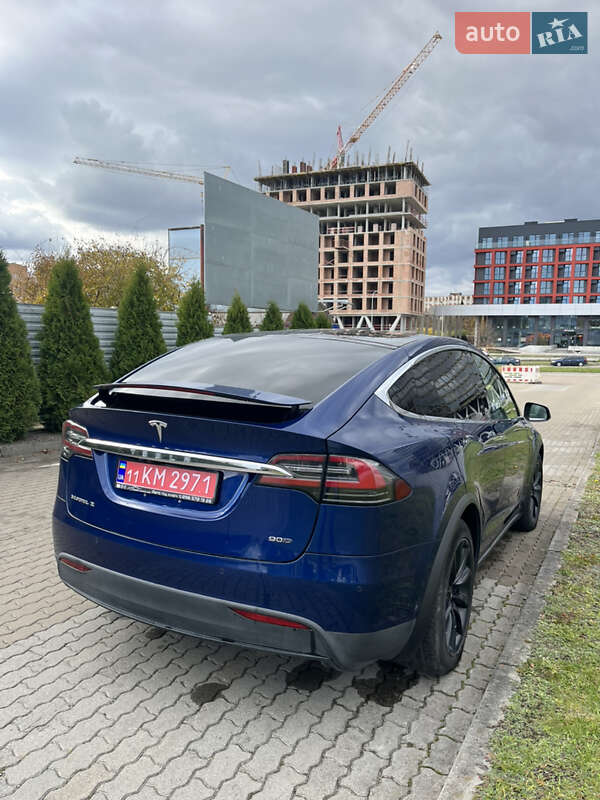 Позашляховик / Кросовер Tesla Model X 2016 в Львові фото 15 Позашляховик / Кросовер Tesla Model X 2016 в Львові