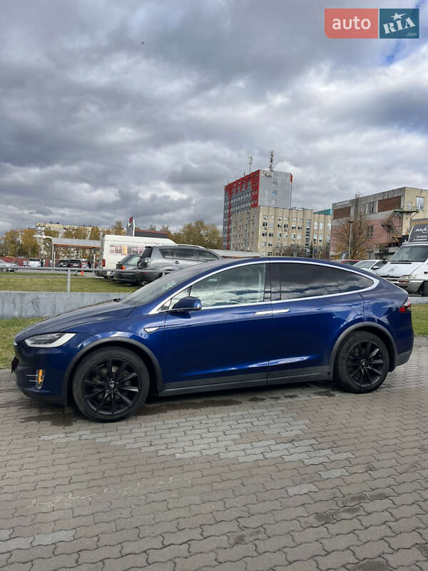 Позашляховик / Кросовер Tesla Model X 2016 в Львові фото 27 Позашляховик / Кросовер Tesla Model X 2016 в Львові