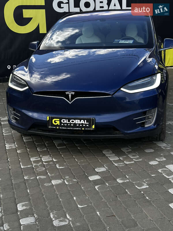 Внедорожник / Кроссовер Tesla Model X 2016 в Львове