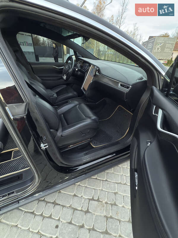 Внедорожник / Кроссовер Tesla Model X 2018 в Дрогобыче фото 28 Внедорожник / Кроссовер Tesla Model X 2018 в Дрогобыче