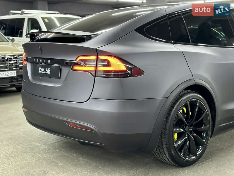 Позашляховик / Кросовер Tesla Model X 2016 в Харкові фото 9 Позашляховик / Кросовер Tesla Model X 2016 в Харкові