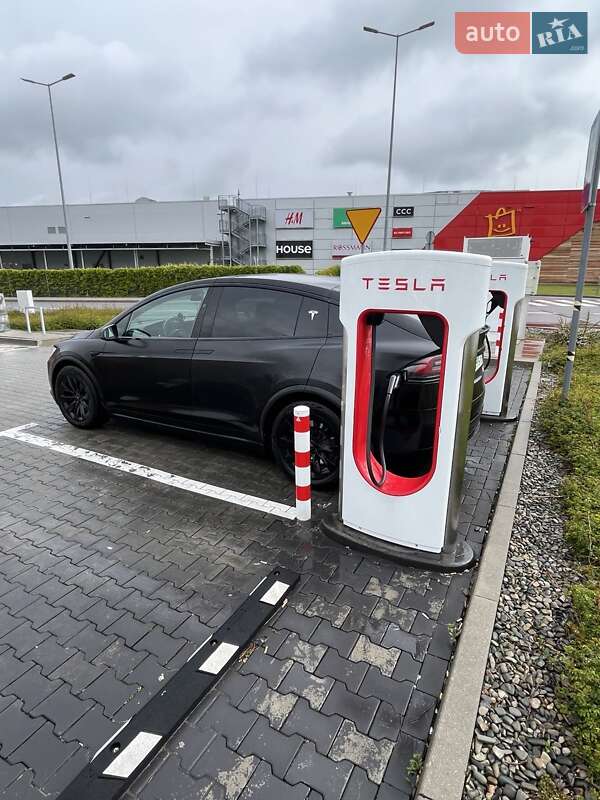 Позашляховик / Кросовер Tesla Model X 2019 в Львові фото 16 Позашляховик / Кросовер Tesla Model X 2019 в Львові
