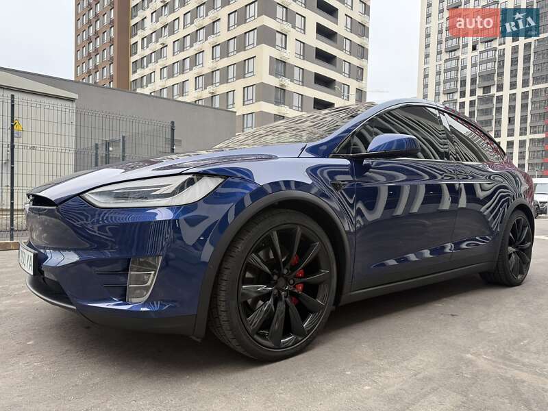 Позашляховик / Кросовер Tesla Model X 2019 в Києві