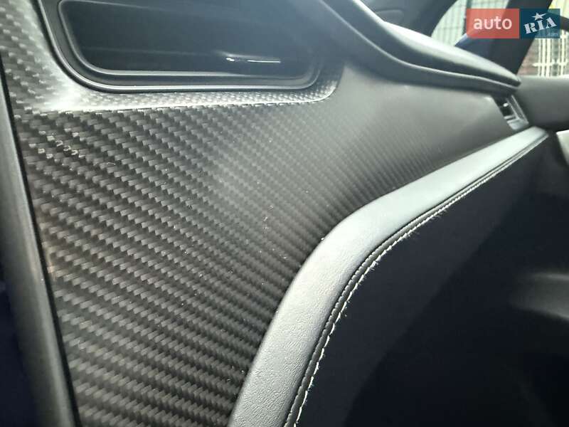 Позашляховик / Кросовер Tesla Model X 2019 в Києві