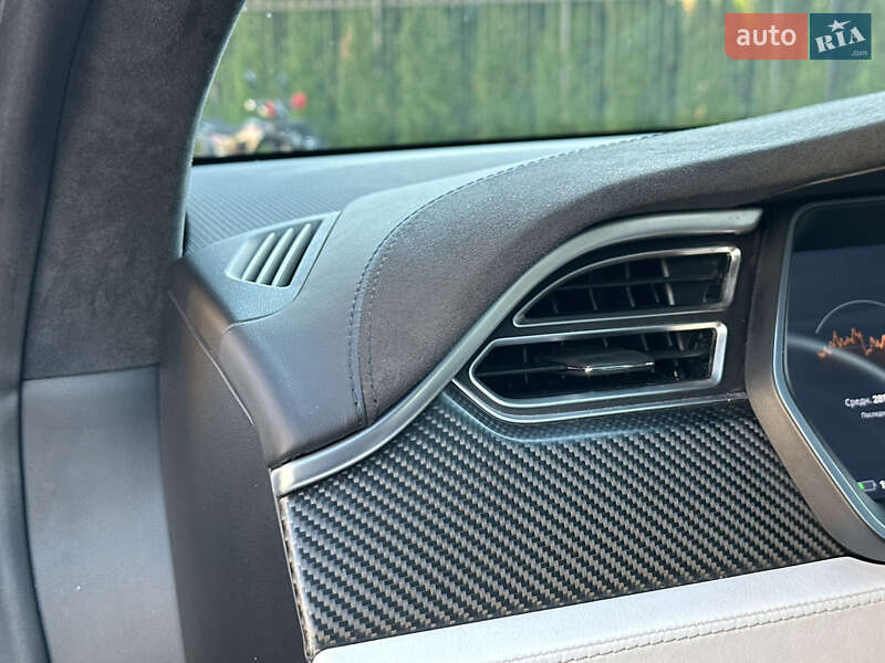 Внедорожник / Кроссовер Tesla Model X 2016 в Одессе фото 76 Внедорожник / Кроссовер Tesla Model X 2016 в Одессе