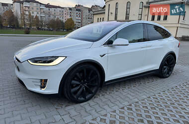 Позашляховик / Кросовер Tesla Model X 2019 в Івано-Франківську