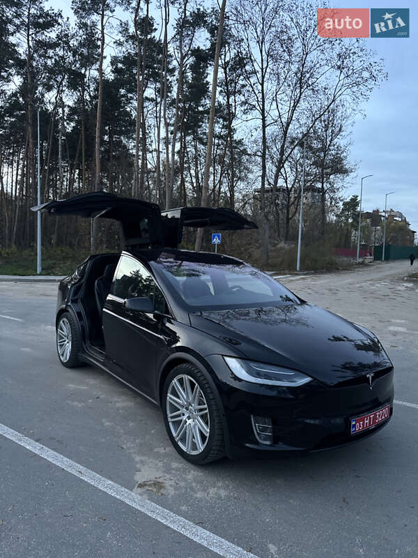Позашляховик / Кросовер Tesla Model X 2017 в Житомирі фото 23 Позашляховик / Кросовер Tesla Model X 2017 в Житомирі