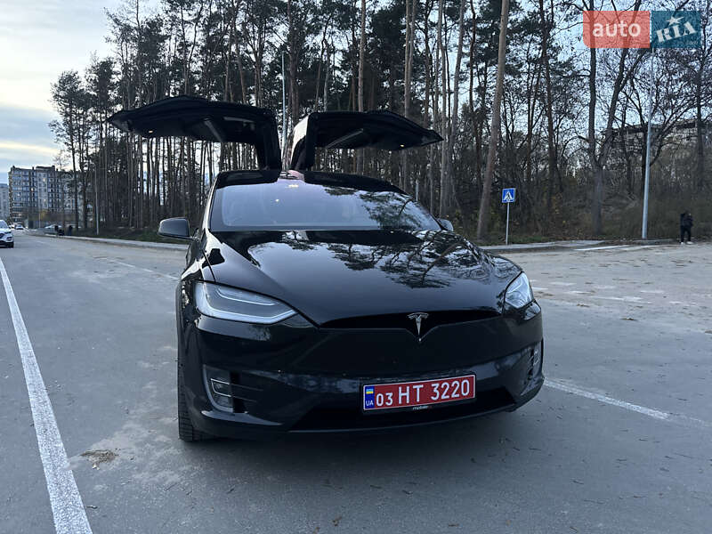 Позашляховик / Кросовер Tesla Model X 2017 в Житомирі фото 21 Позашляховик / Кросовер Tesla Model X 2017 в Житомирі