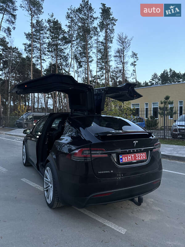 Позашляховик / Кросовер Tesla Model X 2017 в Житомирі фото 25 Позашляховик / Кросовер Tesla Model X 2017 в Житомирі