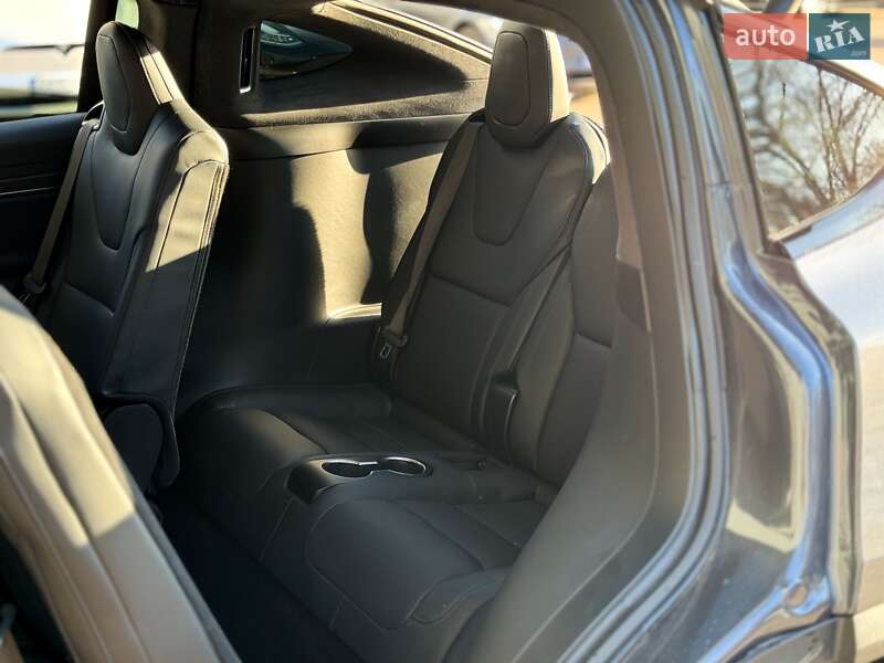 Позашляховик / Кросовер Tesla Model X 2022 в Києві фото 16 Позашляховик / Кросовер Tesla Model X 2022 в Києві
