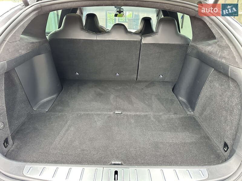 Внедорожник / Кроссовер Tesla Model X 2017 в Обухове