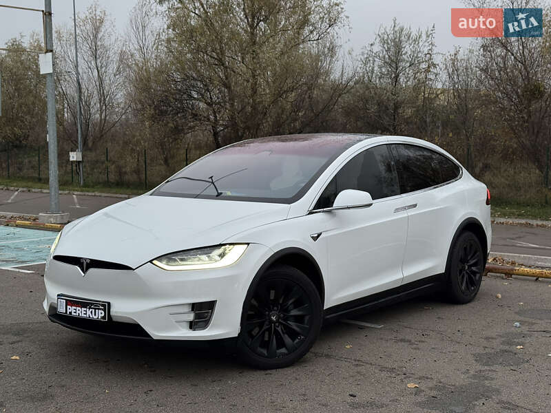 Внедорожник / Кроссовер Tesla Model X 2018 в Киеве