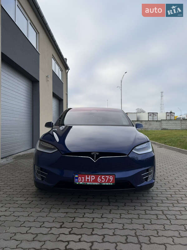 Внедорожник / Кроссовер Tesla Model X 2017 в Радехове фото 2 Внедорожник / Кроссовер Tesla Model X 2017 в Радехове