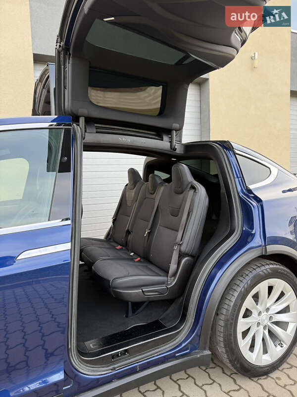 Внедорожник / Кроссовер Tesla Model X 2017 в Радехове фото 16 Внедорожник / Кроссовер Tesla Model X 2017 в Радехове