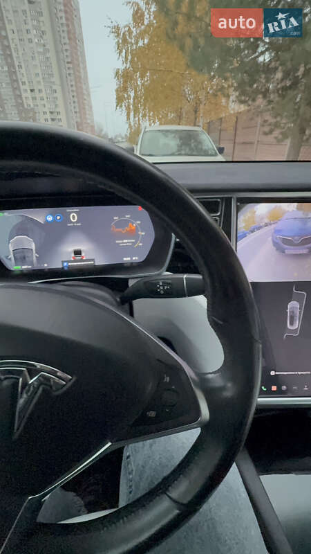 Внедорожник / Кроссовер Tesla Model X 2016 в Киеве фото 7 Внедорожник / Кроссовер Tesla Model X 2016 в Киеве