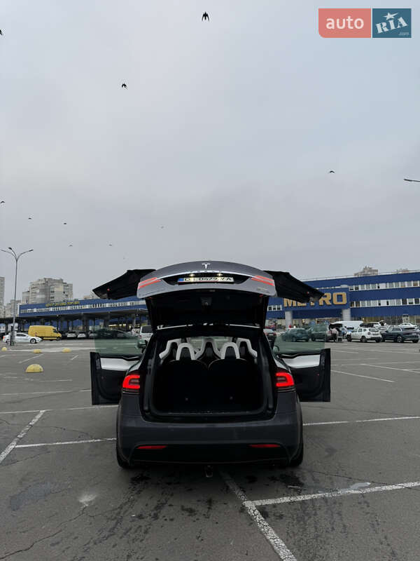 Внедорожник / Кроссовер Tesla Model X 2016 в Киеве фото 14 Внедорожник / Кроссовер Tesla Model X 2016 в Киеве