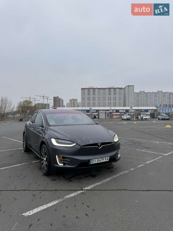 Внедорожник / Кроссовер Tesla Model X 2016 в Киеве фото 28 Внедорожник / Кроссовер Tesla Model X 2016 в Киеве