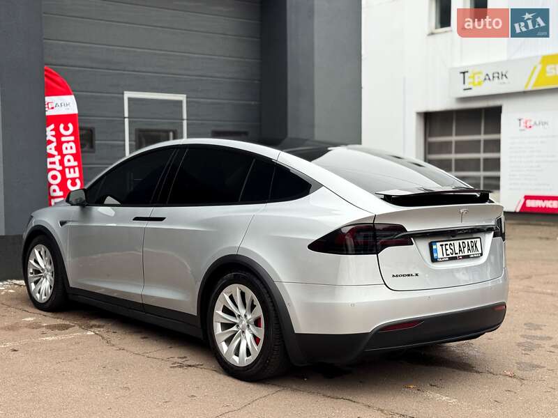 Внедорожник / Кроссовер Tesla Model X 2016 в Киеве