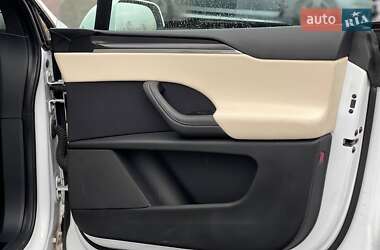 Внедорожник / Кроссовер Tesla Model X 2023 в Киеве