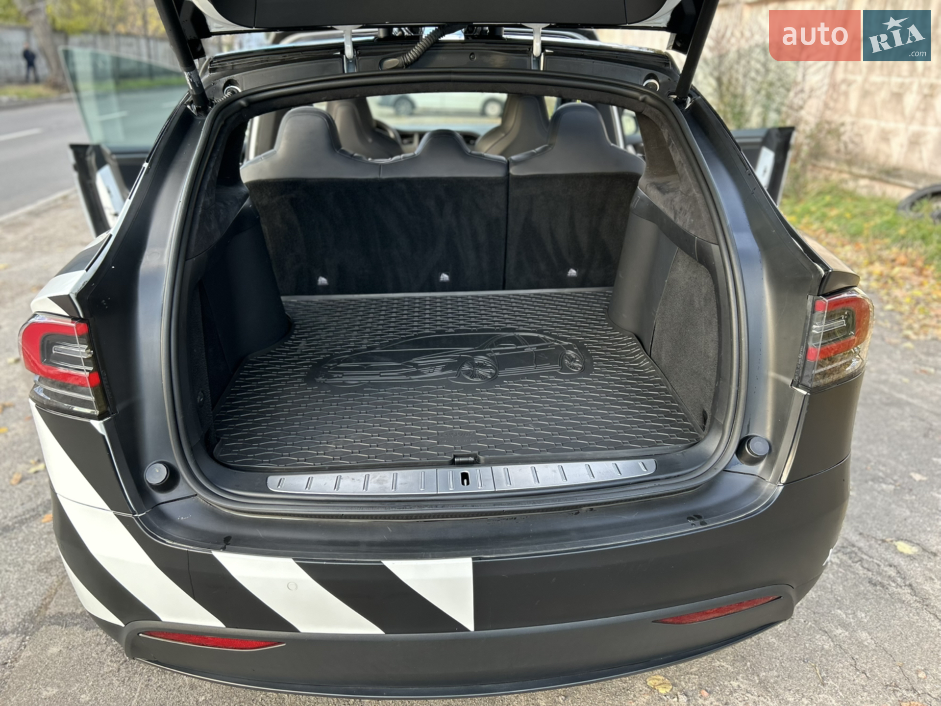 2018 Tesla Model X - мініатюра 15