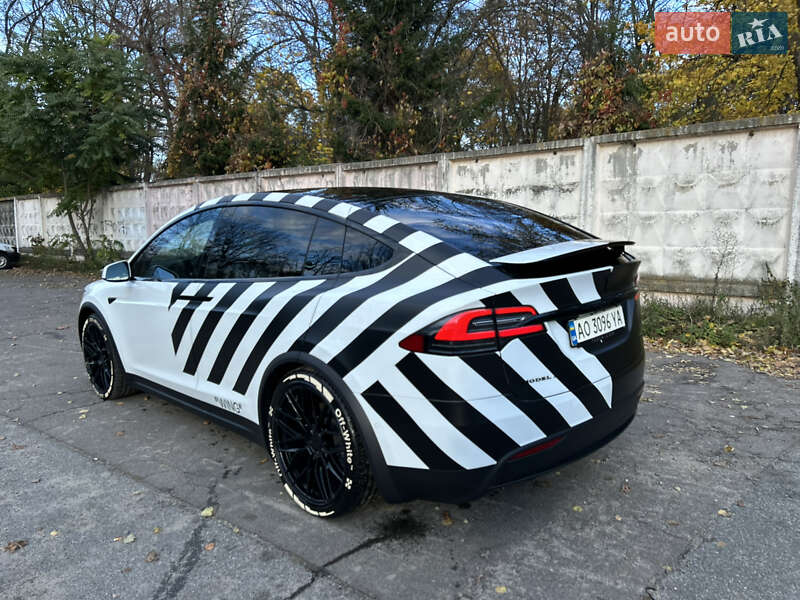 Внедорожник / Кроссовер Tesla Model X 2018 в Киеве