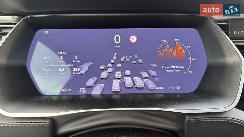 Позашляховик / Кросовер Tesla Model X 2017 в Львові