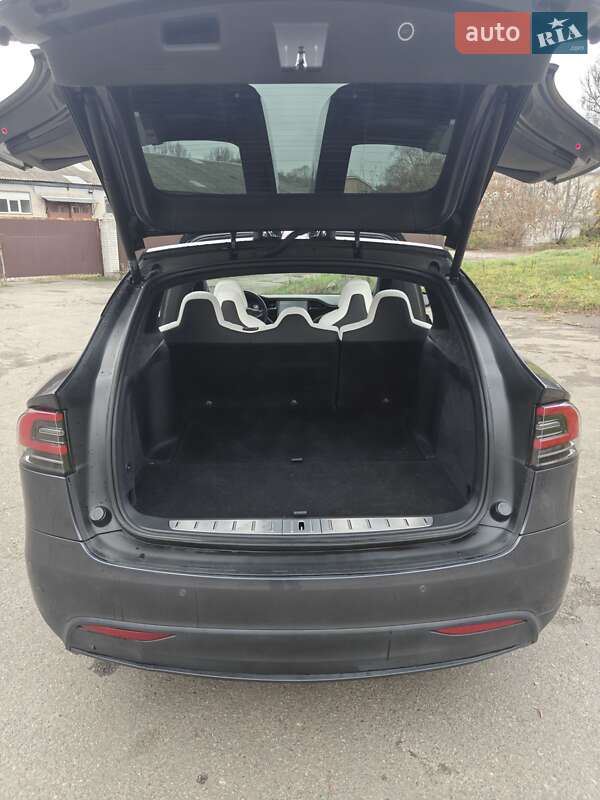 Внедорожник / Кроссовер Tesla Model X 2018 в Киеве фото 11 Внедорожник / Кроссовер Tesla Model X 2018 в Киеве
