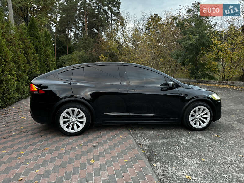 Позашляховик / Кросовер Tesla Model X 2020 в Києві
