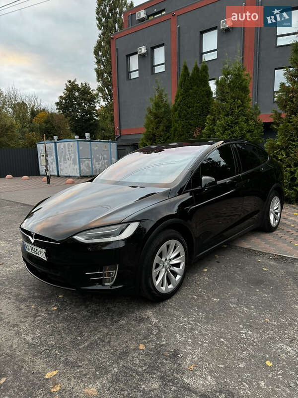 Позашляховик / Кросовер Tesla Model X 2020 в Києві