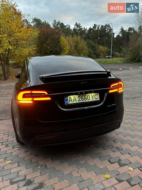 Позашляховик / Кросовер Tesla Model X 2020 в Києві