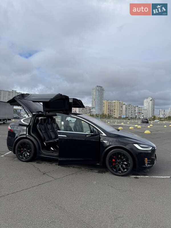 Внедорожник / Кроссовер Tesla Model X 2016 в Киеве фото 16 Внедорожник / Кроссовер Tesla Model X 2016 в Киеве