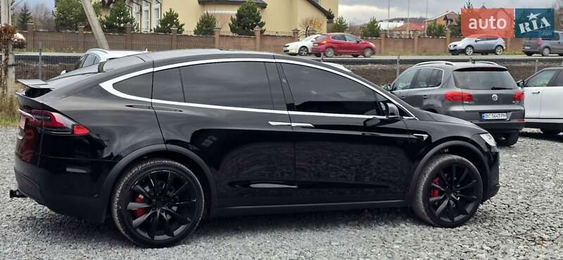 Внедорожник / Кроссовер Tesla Model X 2021 в Львове