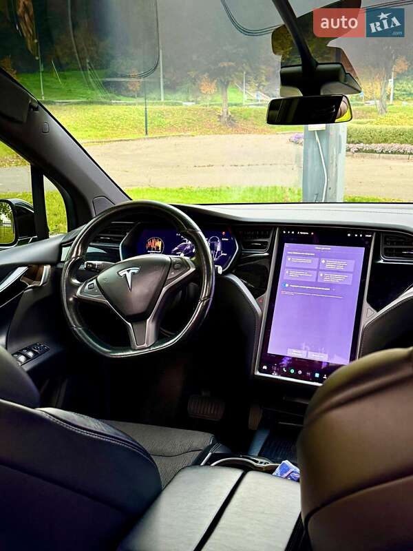 Позашляховик / Кросовер Tesla Model X 2019 в Києві фото 21 Позашляховик / Кросовер Tesla Model X 2019 в Києві