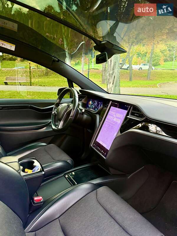 Позашляховик / Кросовер Tesla Model X 2019 в Києві фото 20 Позашляховик / Кросовер Tesla Model X 2019 в Києві