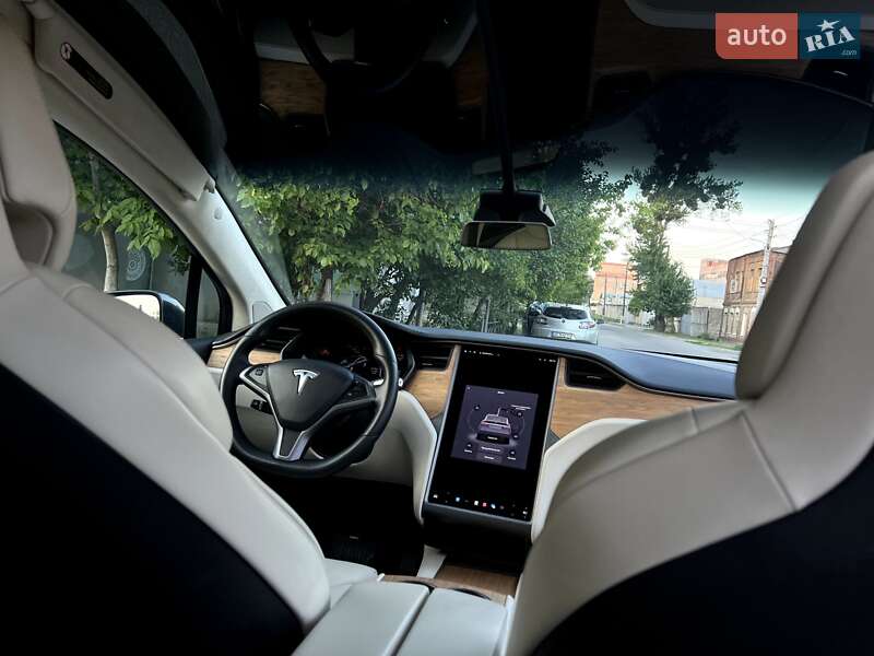 Внедорожник / Кроссовер Tesla Model X 2019 в Харькове