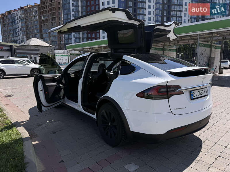 Внедорожник / Кроссовер Tesla Model X 2016 в Ивано-Франковске