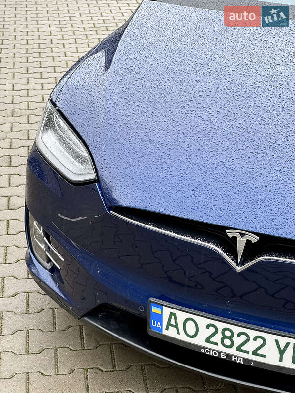 Позашляховик / Кросовер Tesla Model X 2017 в Ужгороді фото 4 Позашляховик / Кросовер Tesla Model X 2017 в Ужгороді