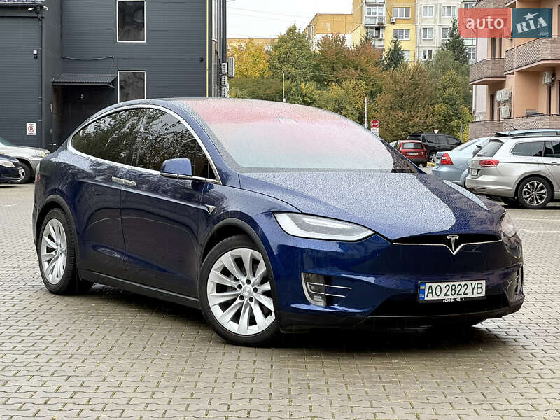 Позашляховик / Кросовер Tesla Model X 2017 в Ужгороді фото 6 Позашляховик / Кросовер Tesla Model X 2017 в Ужгороді