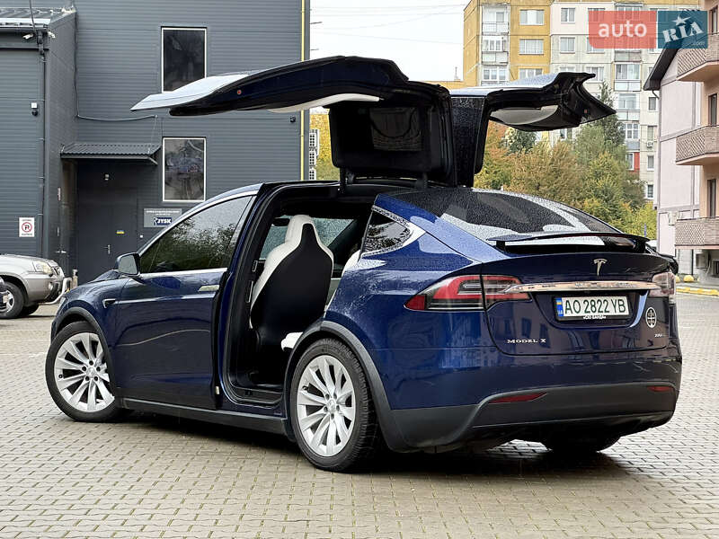 Позашляховик / Кросовер Tesla Model X 2017 в Ужгороді фото 13 Позашляховик / Кросовер Tesla Model X 2017 в Ужгороді