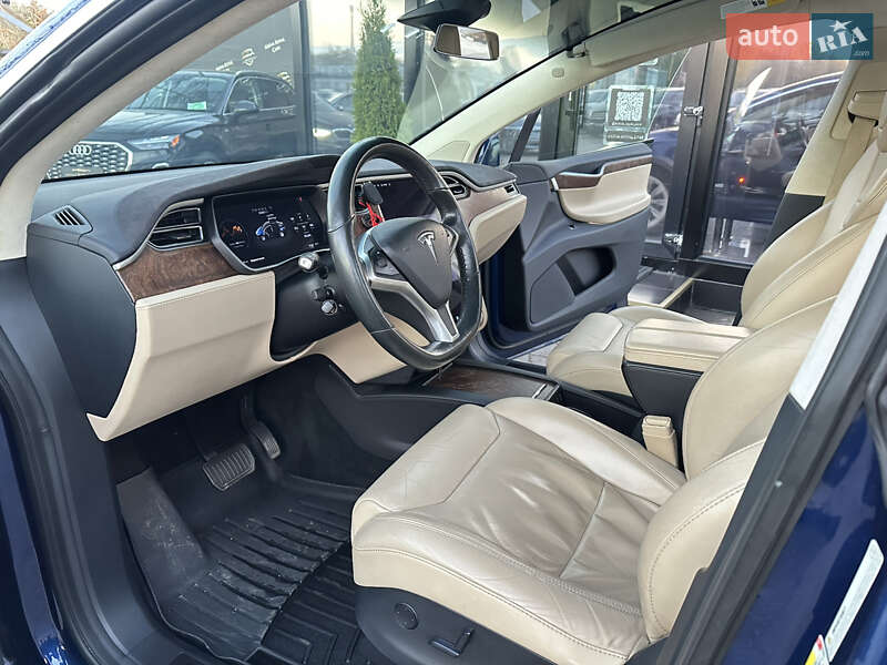 Внедорожник / Кроссовер Tesla Model X 2017 в Харькове