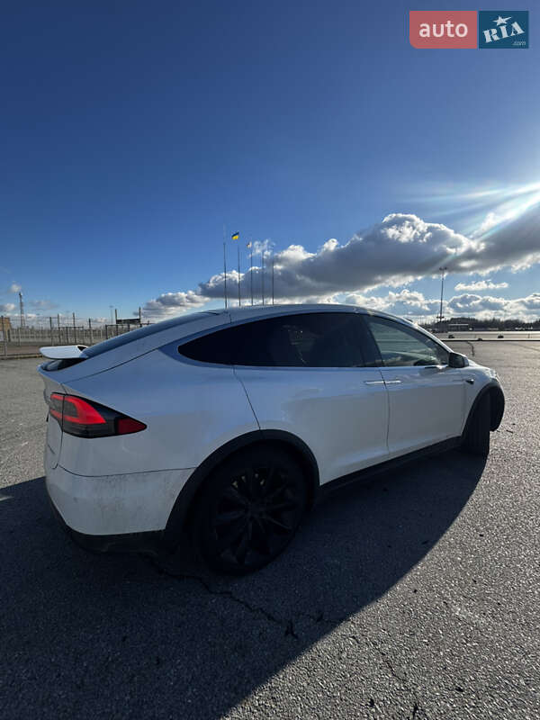 Позашляховик / Кросовер Tesla Model X 2019 в Львові фото 5 Позашляховик / Кросовер Tesla Model X 2019 в Львові